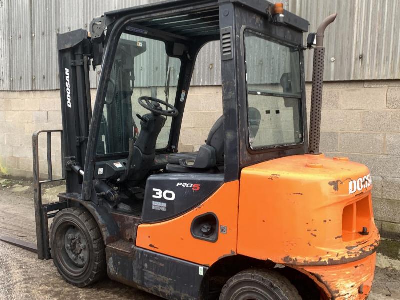 Doosan D30S-5