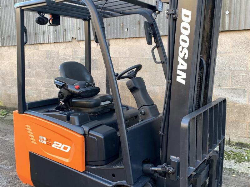 Doosan B20T-7