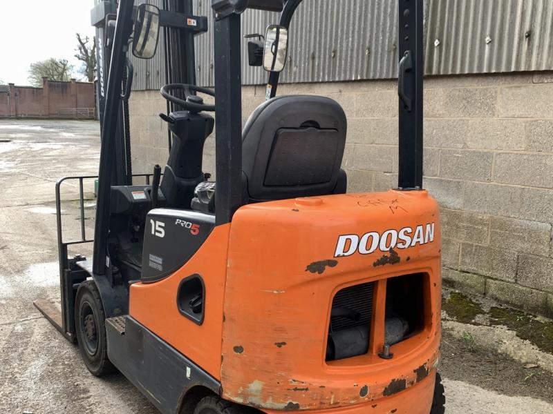 Doosan D15S-5