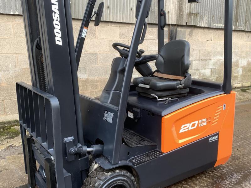 Doosan B20T-7