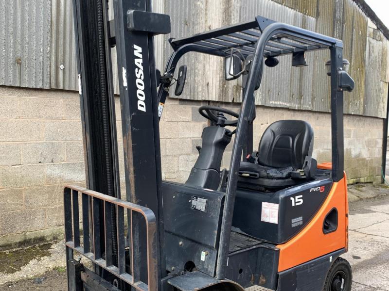 Doosan D15S-5