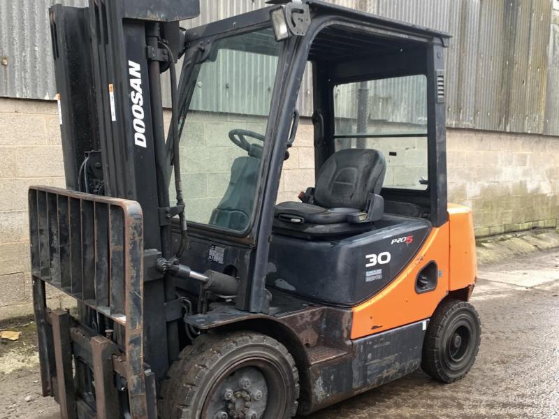 Doosan D30S-5