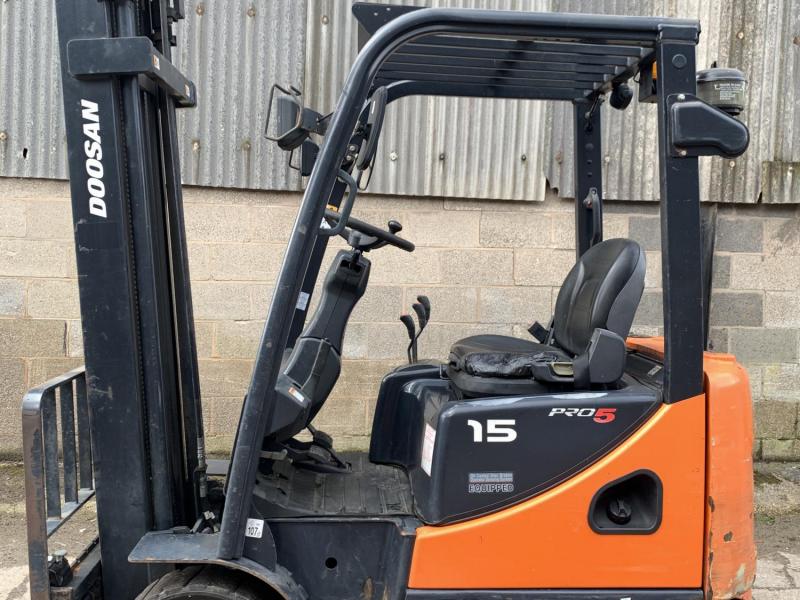 Doosan D15S-5