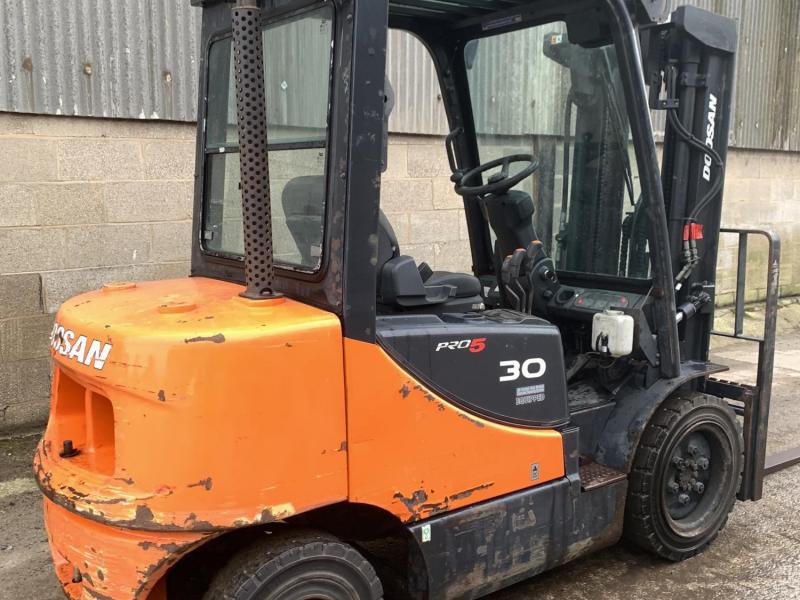 Doosan D30S-5